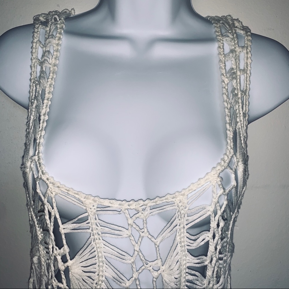 Ivory white crochet cover up - Picture 4 of 9
